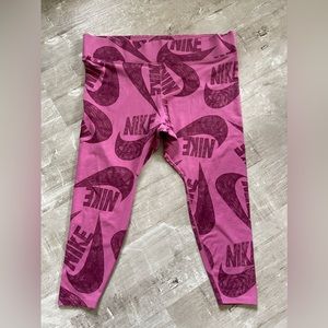 Nike Woman’s Athletic Workout Pants Leggings plus size